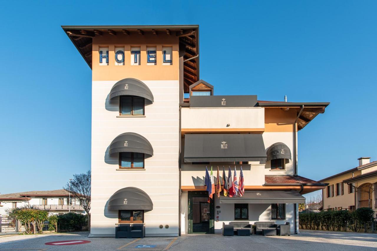 Small Hotel Royal Hotel Rc12 Padova Exterior photo