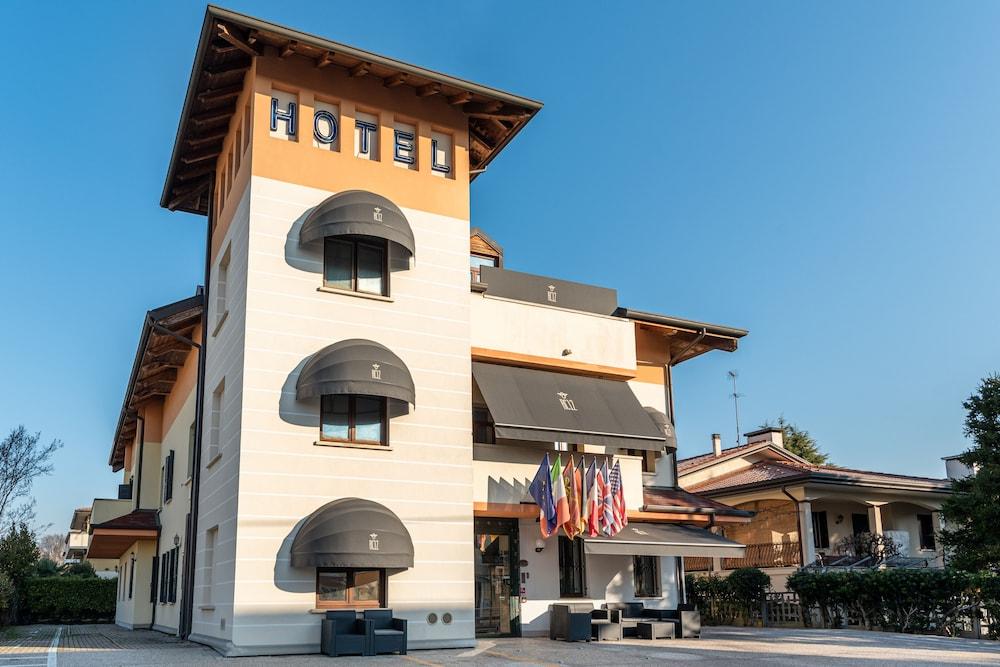 Small Hotel Royal Hotel Rc12 Padova Exterior photo