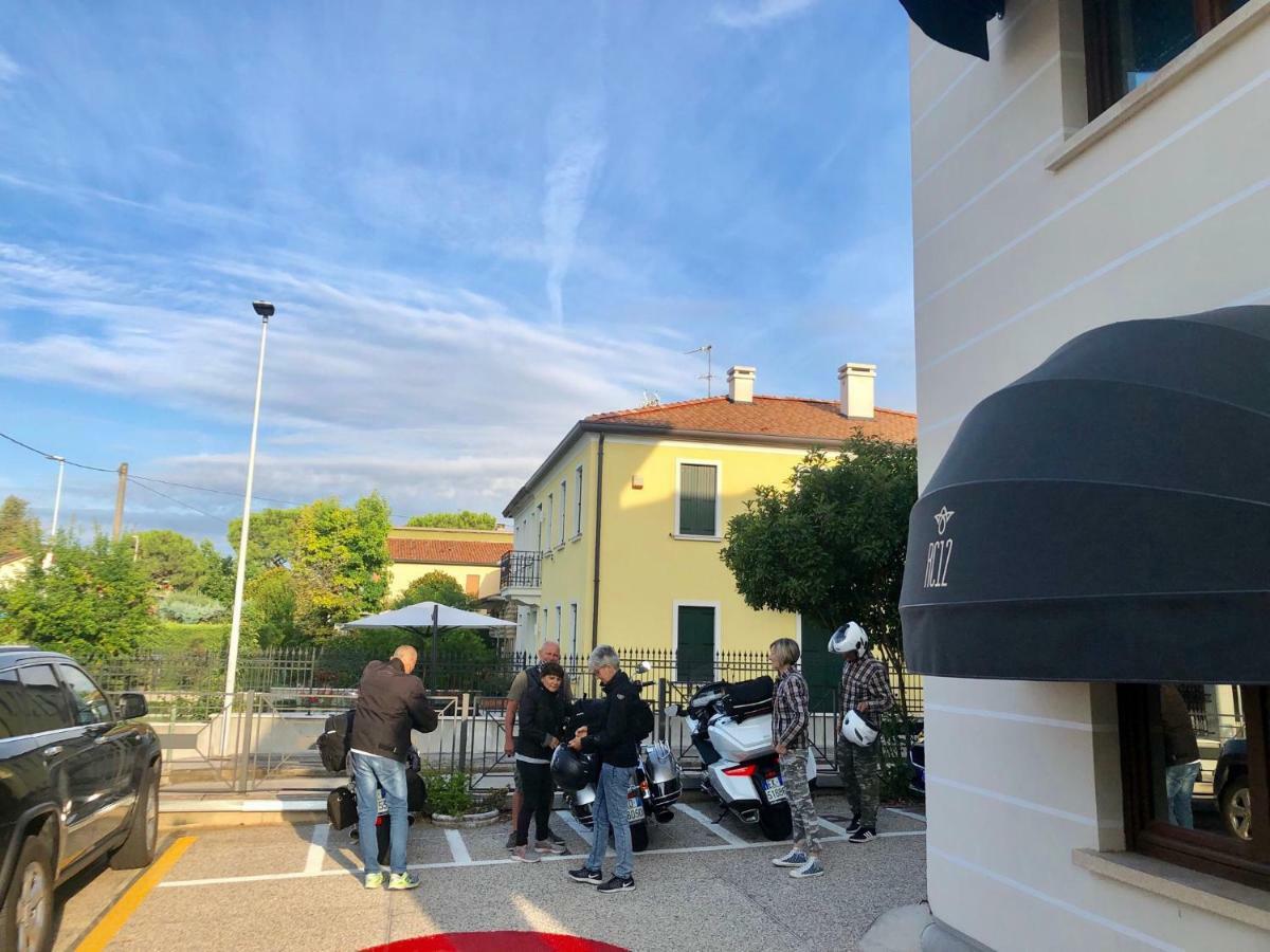 Small Hotel Royal Hotel Rc12 Padova Exterior photo